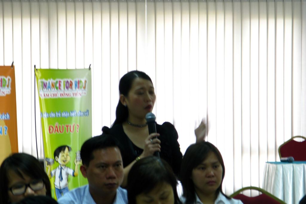 Phụ huynh phát biểu tại tọa đàm